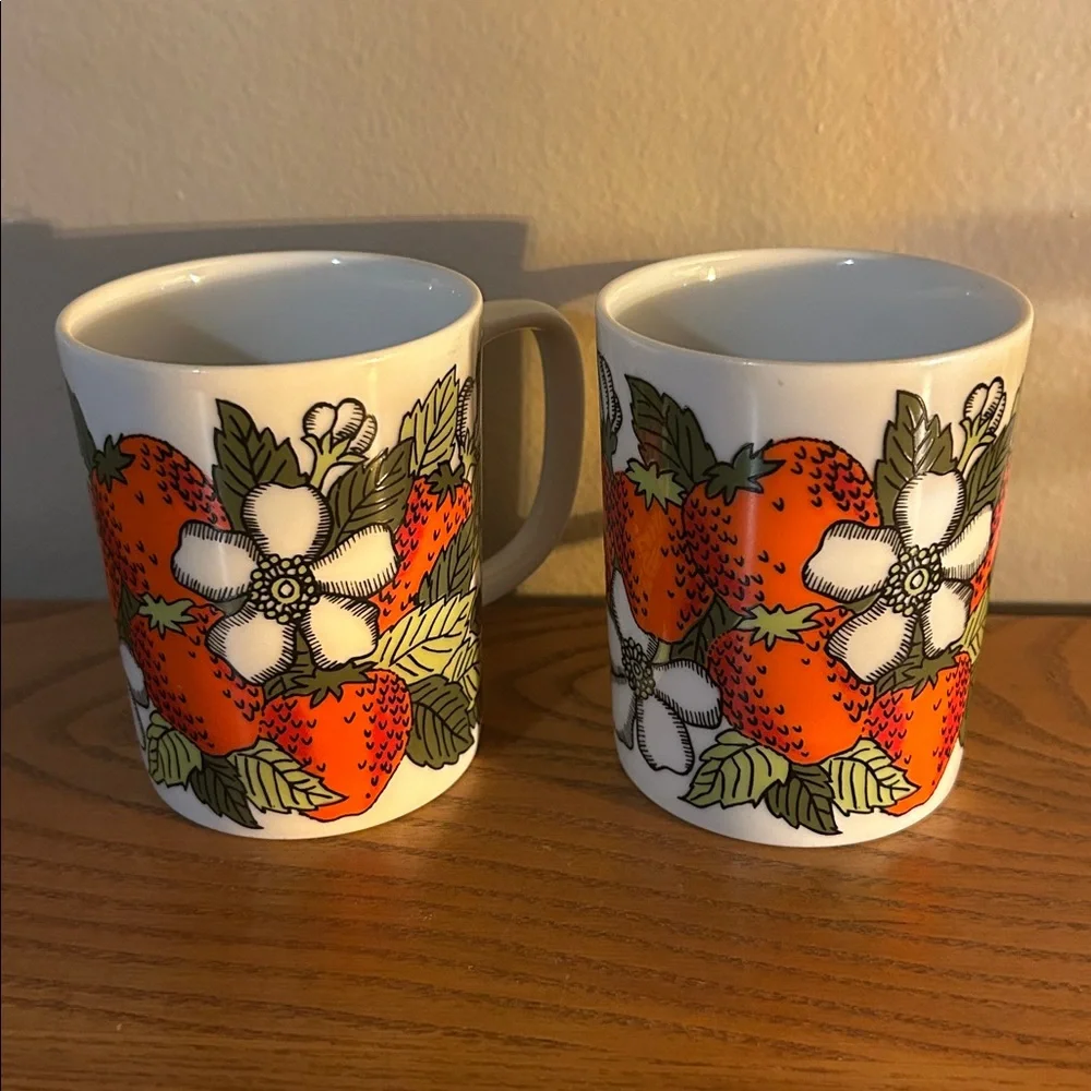 Fitz and Floyd Strawberry Mugs , Japan
